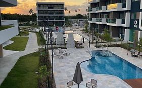 Flat Makia Beach Experience